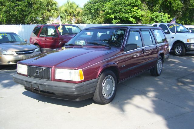 Volvo 740 Series 1990 photo 1