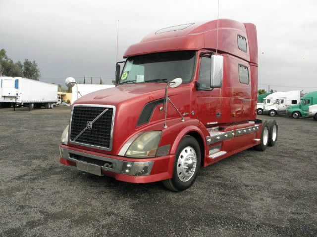 Volvo 780 2007 photo 1