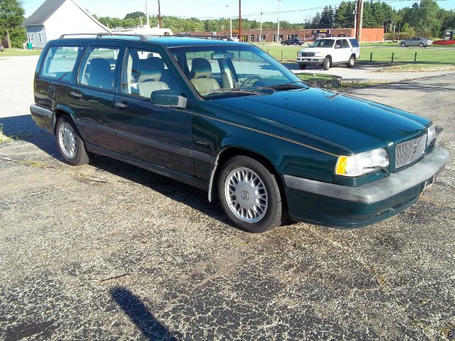 Volvo 850 Series 1994 photo 2