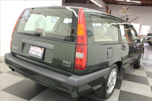 Volvo 850 Series 1996 photo 1