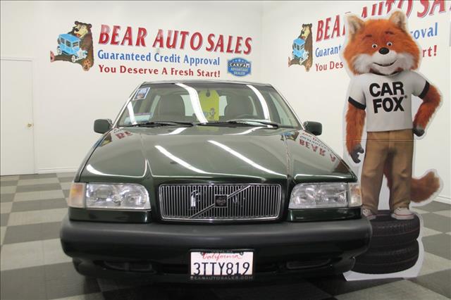 Volvo 850 Series 1996 photo 2