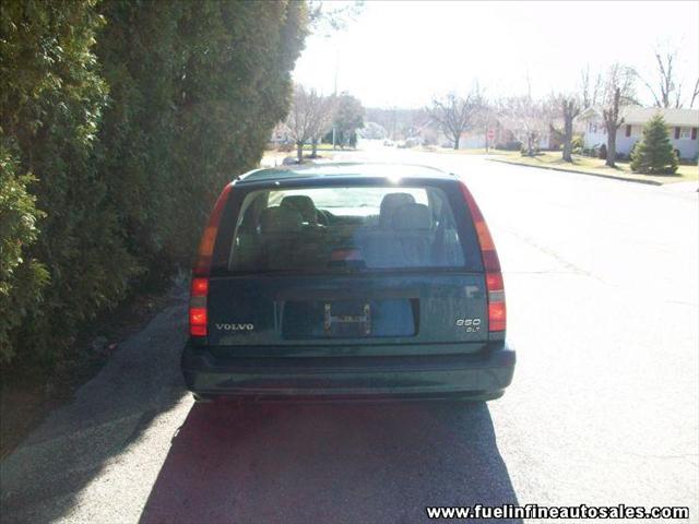 Volvo 850 Series 1996 photo 2