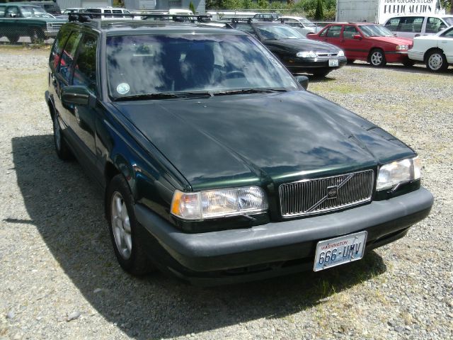 Volvo 850 Series 1996 photo 4