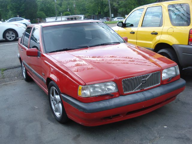 Volvo 850 Series Series 4 Sedan