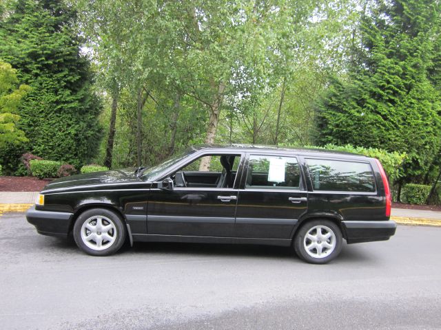 Volvo 850 Series 1997 photo 2
