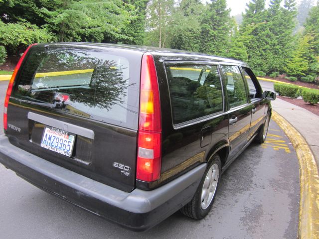 Volvo 850 Series 1997 photo 4