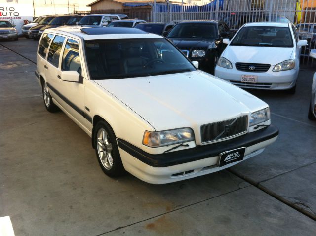 Volvo 850 Series LS Special Value Wagon