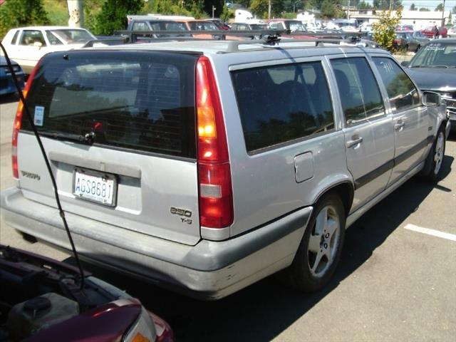 Volvo 850 Series 3.2 Quattro S-line AWD Sedan Wagon