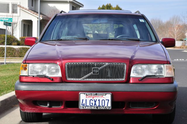 Volvo 850 Series 1997 photo 2