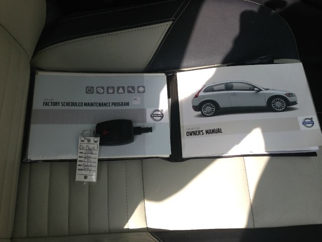 Volvo C30 2008 photo 22