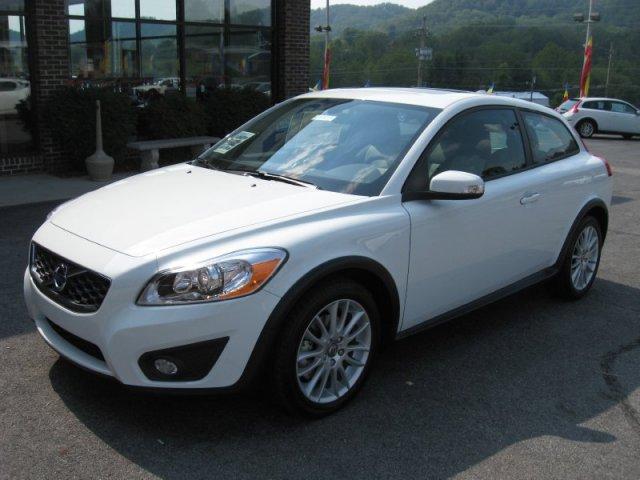 Volvo C30 2012 photo 1