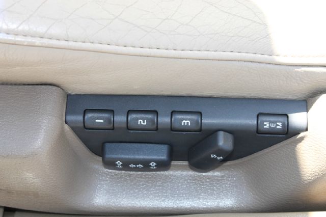 Volvo C70 1999 photo 18