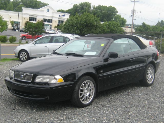 Volvo C70 2001 photo 2