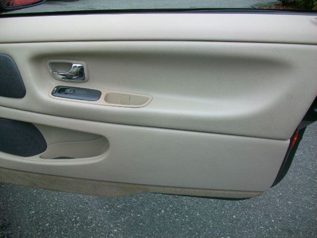 Volvo C70 2001 photo 7