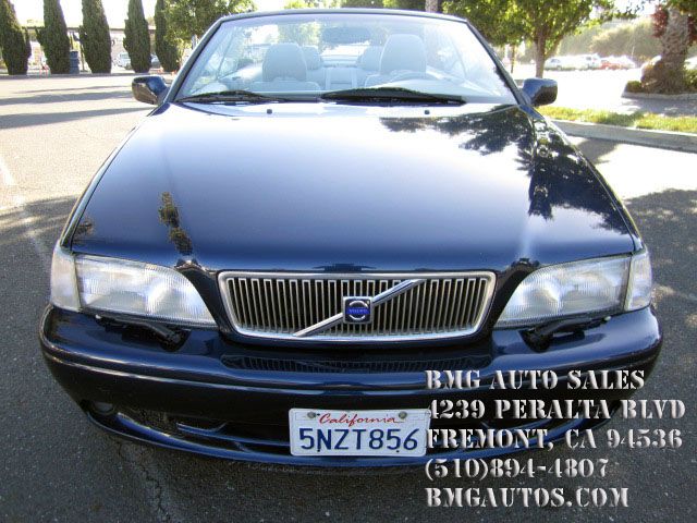 Volvo C70 2002 photo 2