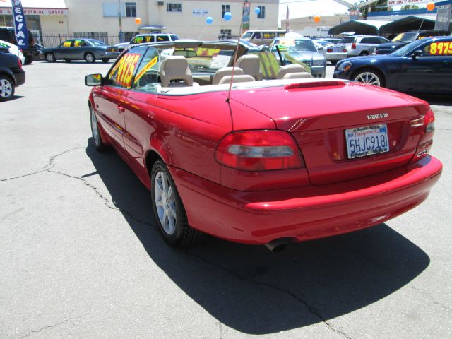 Volvo C70 2002 photo 1