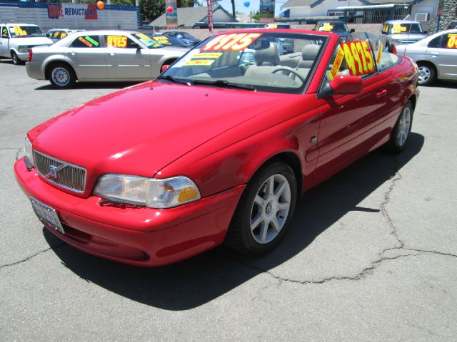 Volvo C70 2002 photo 2