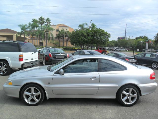 Volvo C70 2002 photo 3