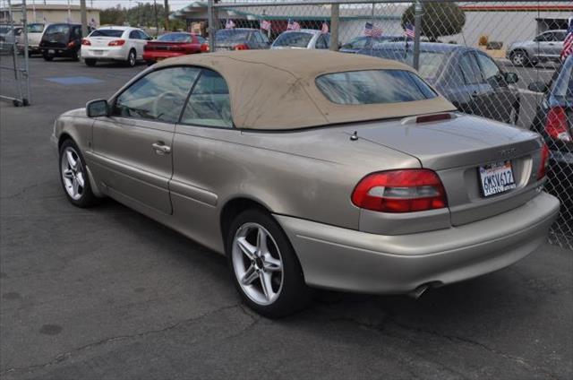Volvo C70 2002 photo 2