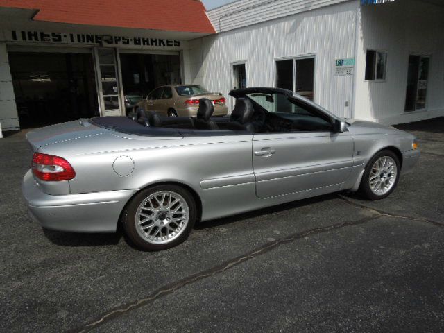 Volvo C70 2003 photo 1