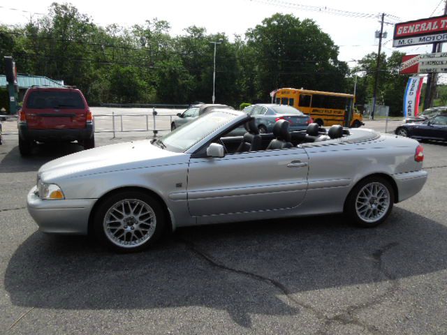 Volvo C70 2003 photo 2