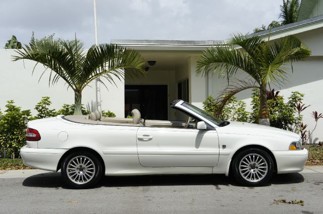 Volvo C70 2003 photo 3