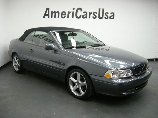 Volvo C70 2004 photo 18
