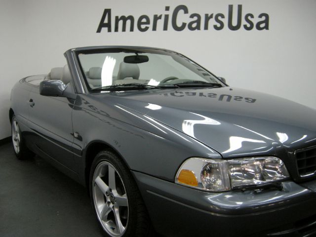Volvo C70 2004 photo 33