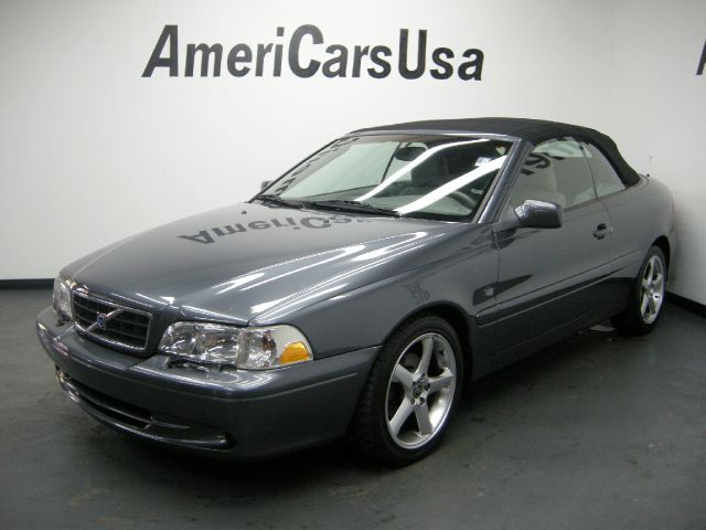 Volvo C70 2004 photo 35