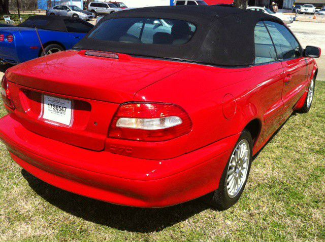 Volvo C70 2004 photo 1