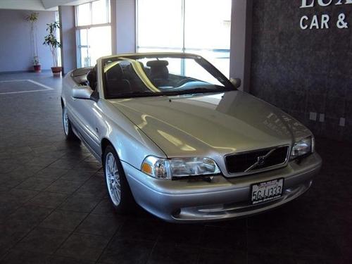 Volvo C70 2004 photo 1