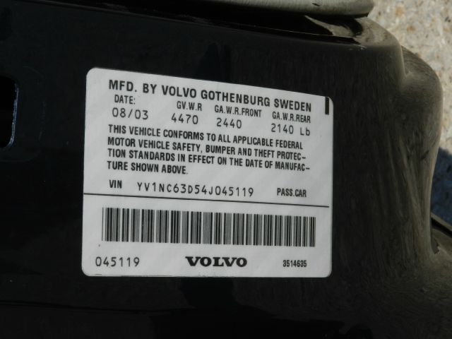 Volvo C70 2004 photo 25