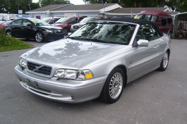 Volvo C70 2004 photo 13