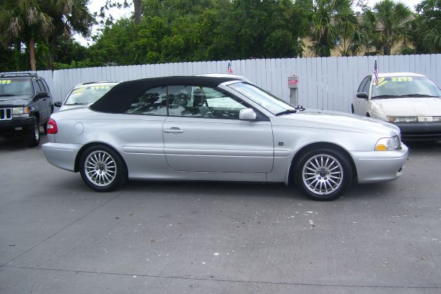 Volvo C70 2004 photo 14