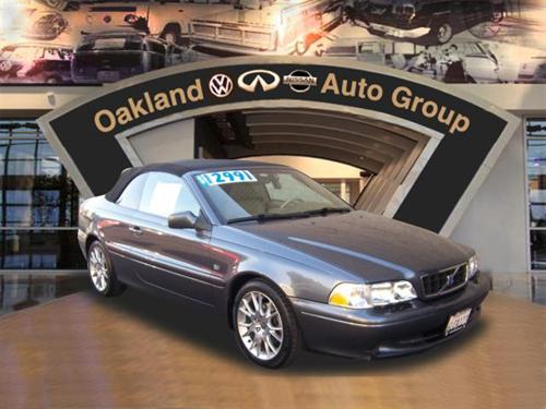 Volvo C70 2004 photo 1