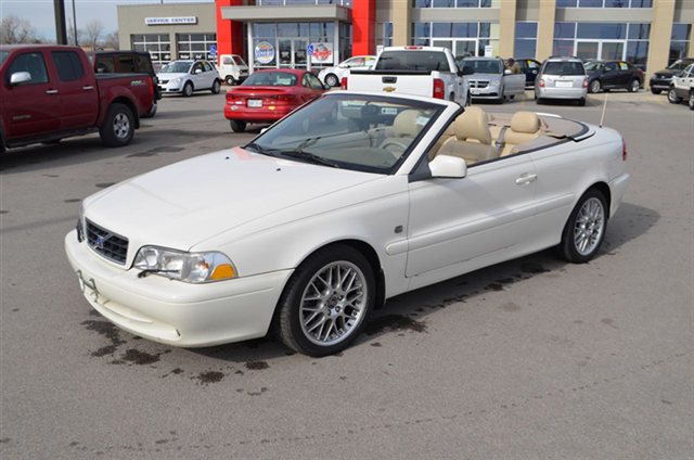Volvo C70 2004 photo 3