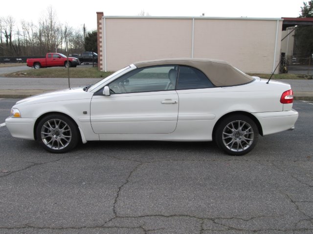 Volvo C70 2004 photo 3