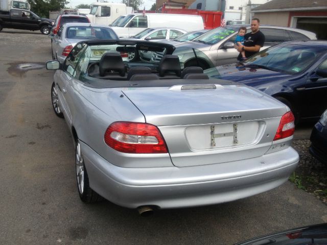 Volvo C70 2005 photo 2