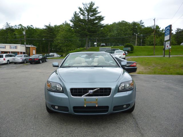 Volvo C70 2006 photo 1