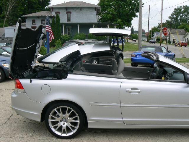 Volvo C70 2006 photo 13