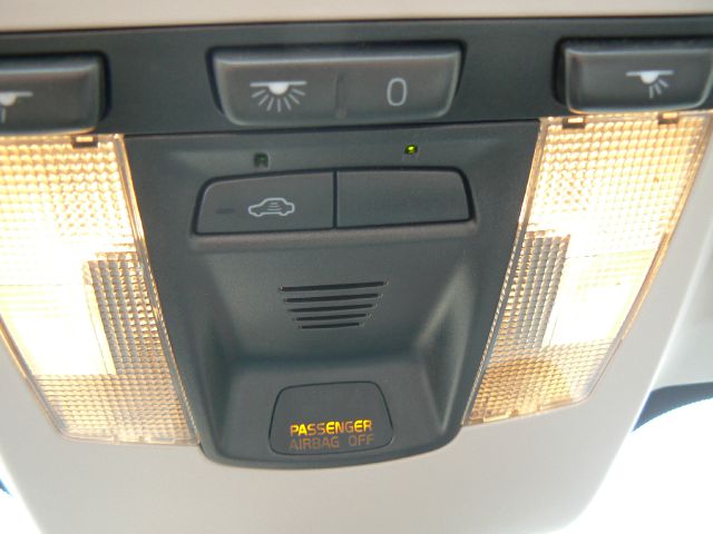 Volvo C70 2006 photo 24