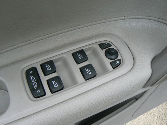 Volvo C70 2006 photo 27