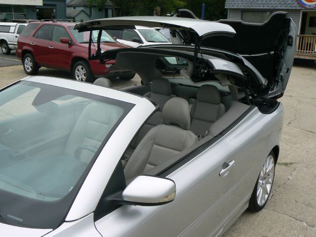 Volvo C70 2006 photo 38