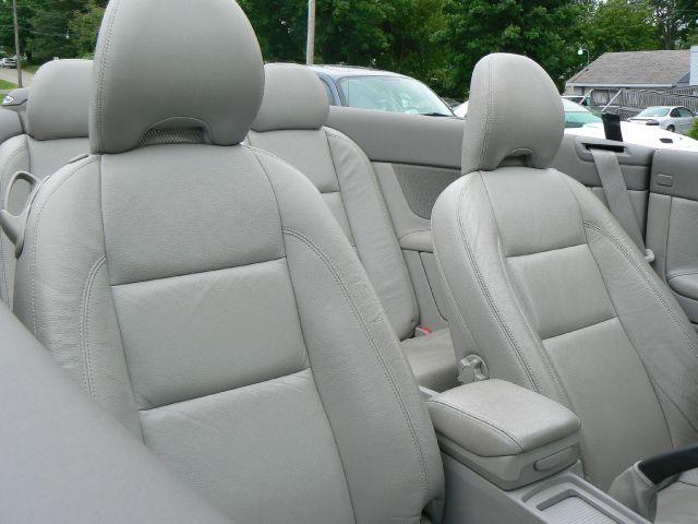 Volvo C70 2006 photo 40