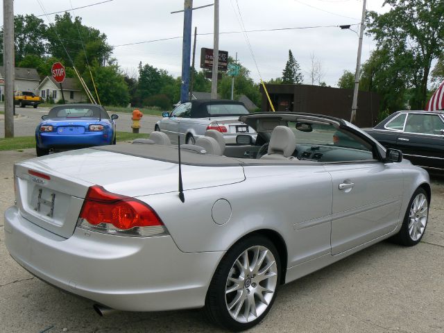 Volvo C70 2006 photo 41