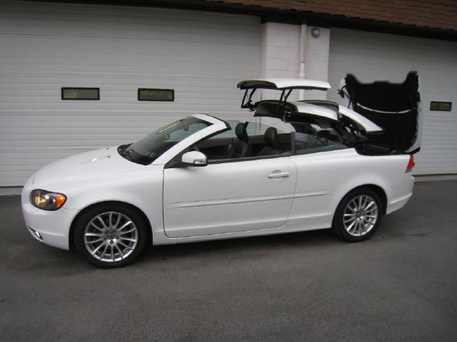 Volvo C70 2008 photo 27