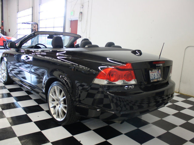 Volvo C70 2008 photo 2
