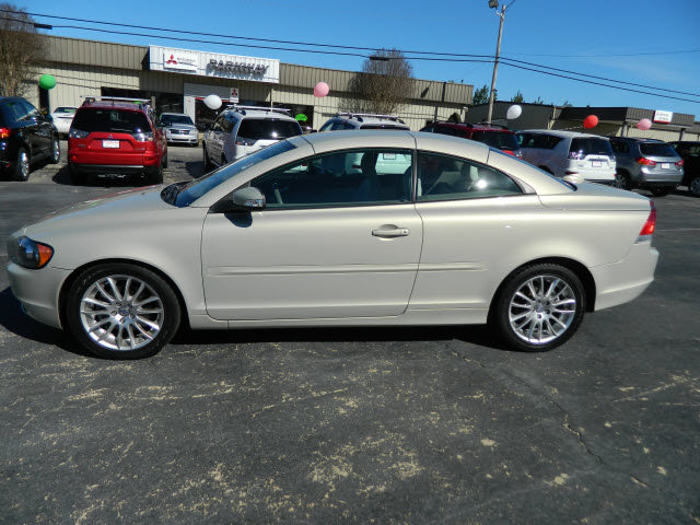 Volvo C70 2008 photo 1