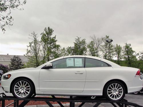 Volvo C70 2009 photo 1