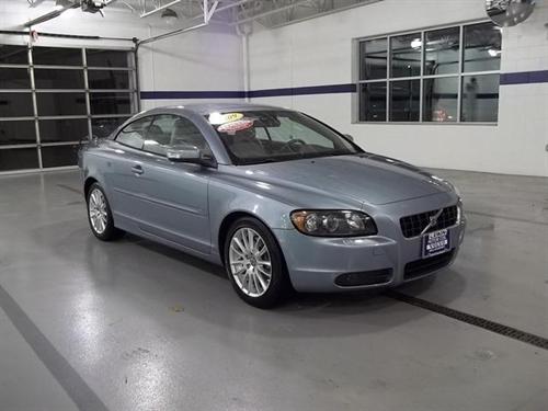 Volvo C70 2009 photo 2